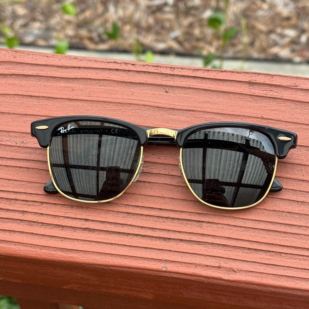 Ray-Ban Clubmaster Classic Black and Gold Sunglasses